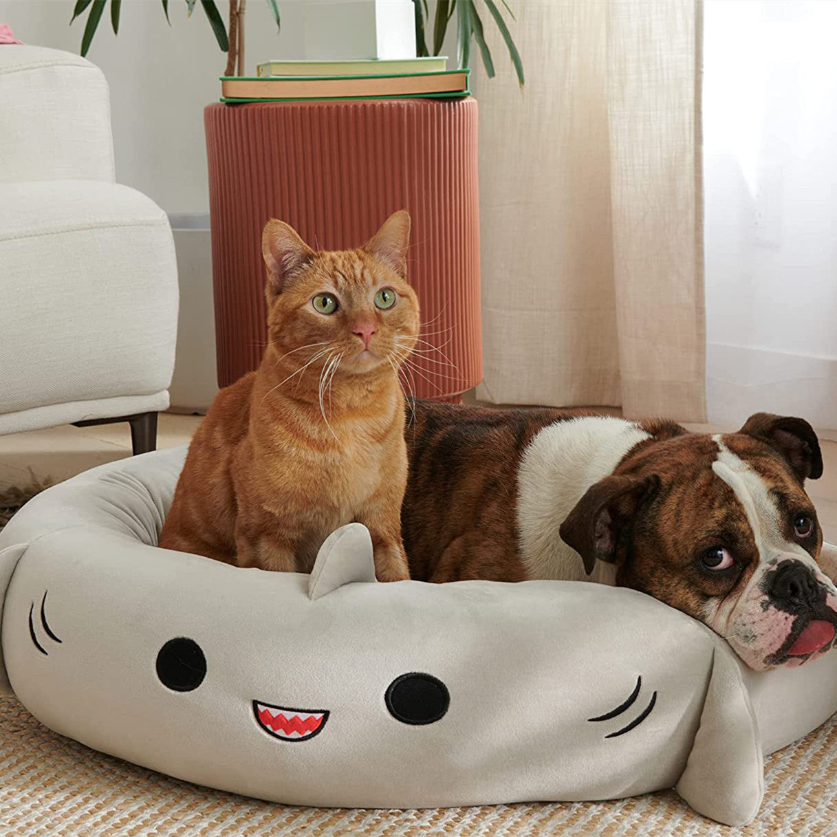 Super Soft Plush Pet Bed for All Seasons